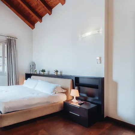 Charming Milan Apartments Brera - Madonnina Exterior photo