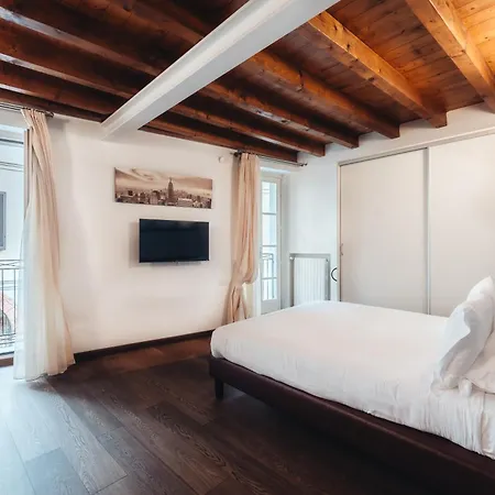 Charming Milan Apartments Brera - Madonnina Exterior photo