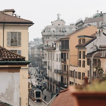 Charming Milan Apartments Brera - Madonnina Exterior photo