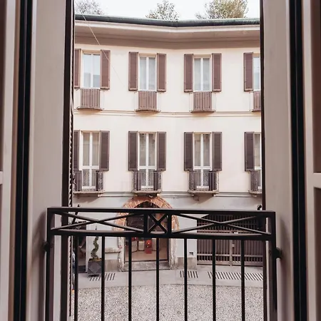 Charming Milan Apartments Brera - Madonnina Exterior photo