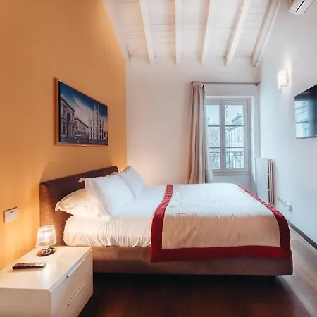 Charming Milan Apartments Brera - Madonnina Exterior photo